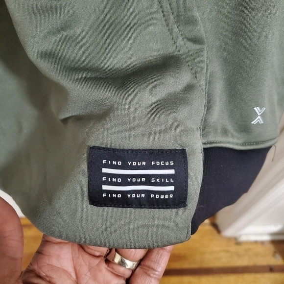 Xersion Boys Hoodie Green Size L 14/16 - Picture 3 of 6